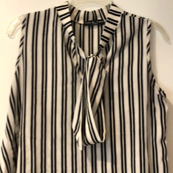 High low blouse - Picture 2 of 7